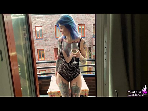 ❤️ Kæmpe pige suger med en sut og knepper lidenskabeligt under åben himmel ☑ Porno fb at da.dewporn.ru ️